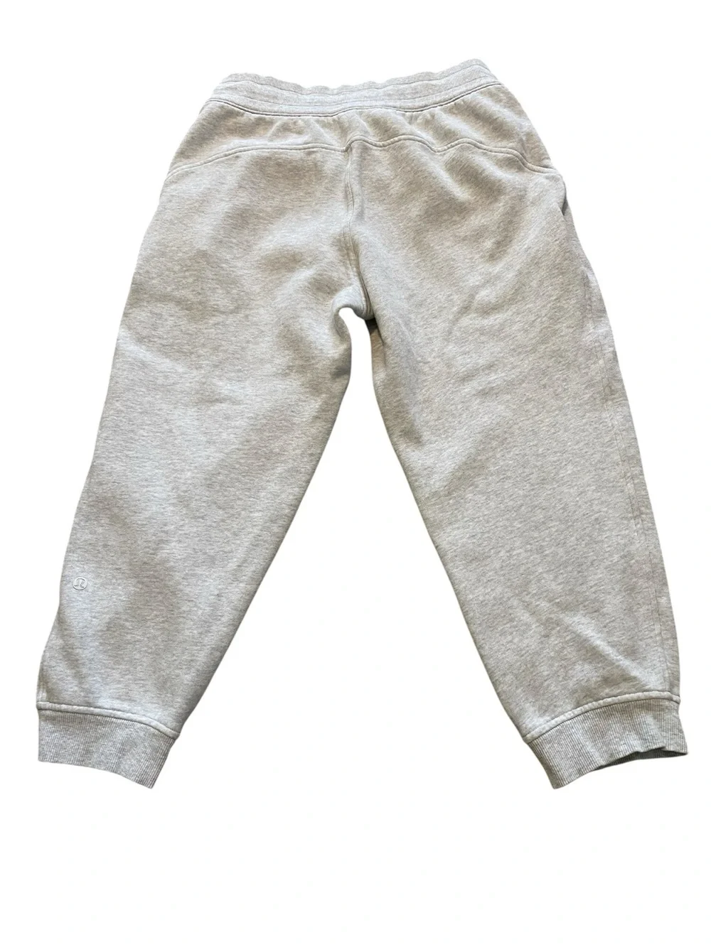 Women's Lululemon Athletica Gray Fleece Cropped Joggers Size 6